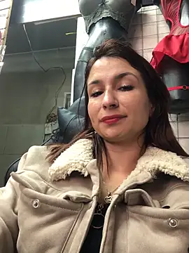 Paula382023 online show from 03/03/25, 07:17