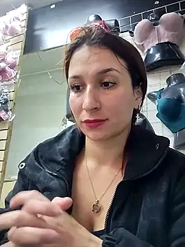 Paula382023 online show from 03/21/25, 06:40