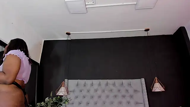 Tammy  vega  online show from 01/07/25, 03:57