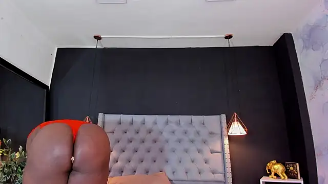 Tammy  vega  online show from 01/08/25, 03:51