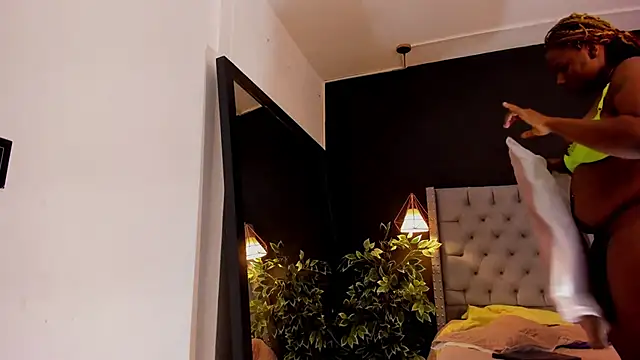 Tammy  vega  online show from 01/13/25, 07:11