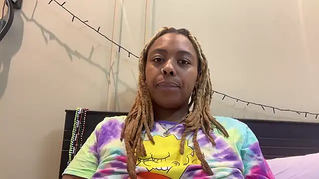 Snapshot of ChocolateCakeQueen chatting on 01/21/25, 10:41 ChocolateCakeQueen online show from 01/21/25, 10:41