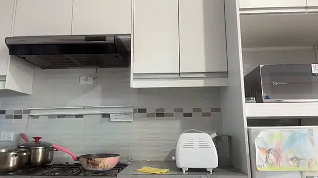 Snapshot of ChocolateCakeQueen chatting on 09/11/25, 10:32 ChocolateCakeQueen online show from 09/11/25, 10:32