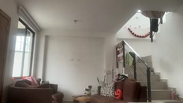 Snapshot of ChocolateCakeQueen chatting on 10/12/25, 09:58 ChocolateCakeQueen online show from 10/12/25, 09:58