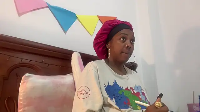 ChocolateCakeQueen online show from 11/11/25, 12:21