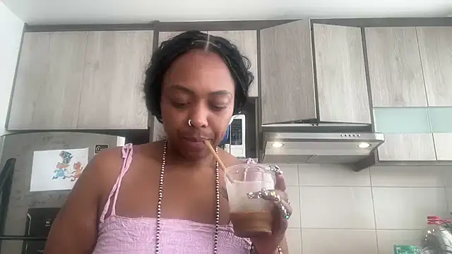 ChocolateCakeQueen online show from 03/01/26, 03:47