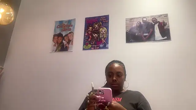 ChocolateCakeQueen online show from 06/02/26, 12:56