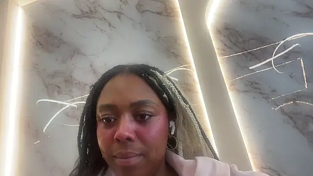 ChocolateCakeQueen online show from 07/28/26, 06:20