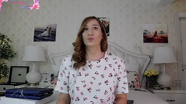 Snapshot of IreneHope chatting on 05/05/26, 12:13 IreneHope online show from 05/05/26, 12:13