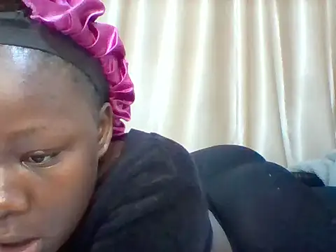 Snapshot of sexy_cutelips chatting on 03/02/26, 11:55 sexy cutelips online show from 03/02/26, 11:55