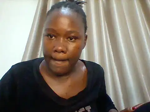 Snapshot of sexy_cutelips chatting on 04/10/26, 08:24 sexy cutelips online show from 04/10/26, 08:24