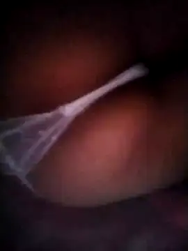 Snapshot of colitahot69 chatting on 01/06/25, 08:35 colitahot69 online show from 01/06/25, 08:35