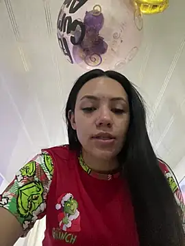 hannahb-e online show from 12/24/24, 01:16