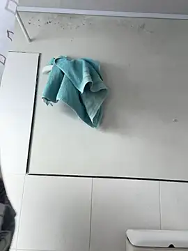 hannahb-e online show from 01/19/25, 12:17