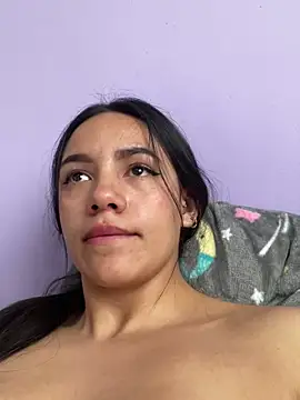 hannahb-e online show from 01/21/25, 07:06