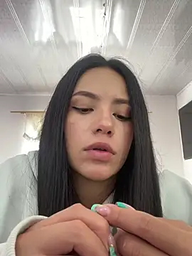 hannahb-e online show from 02/01/25, 04:44