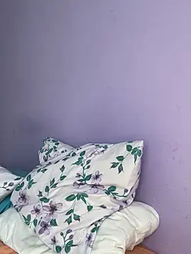 hannahb-e online show from 03/08/25, 02:19