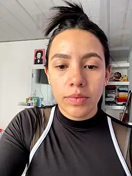 hannahb-e online show from 09/08/25, 02:38