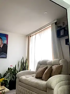 Snapshot of ebonnygoods chatting on 10/15/25, 09:26 ebonnygoods online show from 10/15/25, 09:26