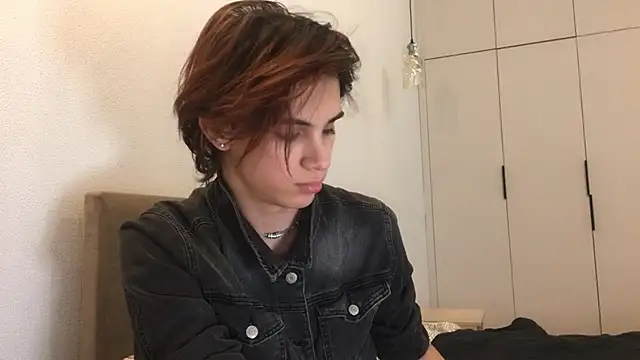 k0sta  online show from 12/28/24, 08:48