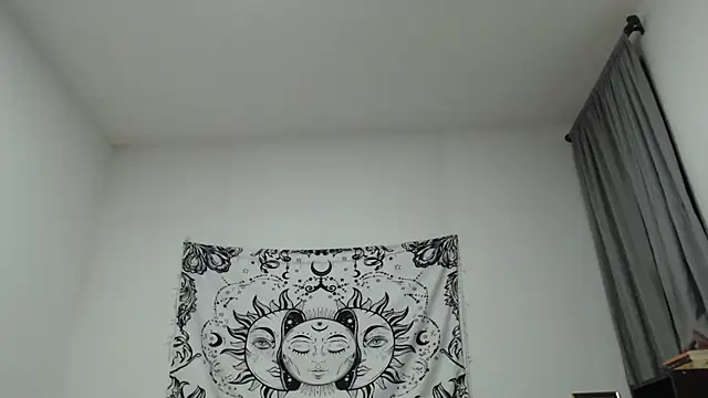 AlinaWoolf  online show from 01/24/25, 04:27