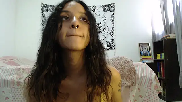 AlinaWoolf  online show from 01/28/25, 05:00