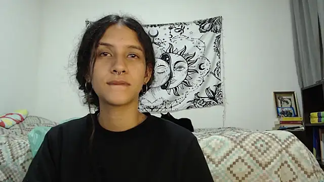 AlinaWoolf  online show from 03/06/25, 04:30