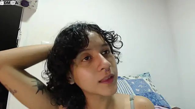 AlinaWoolf  online show from 09/19/25, 03:19