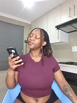 Snapshot of Jazmine-Blue chatting on 10/14/25, 10:10 Jazmine-Blue online show from 10/14/25, 10:10