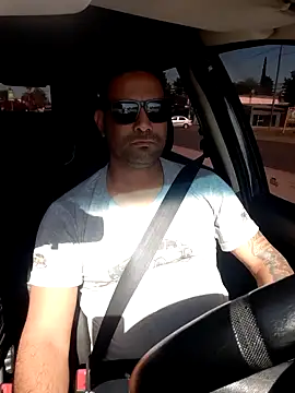 hecwil8 online show from 11/18/25, 11:58