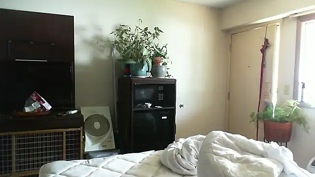 CeceilaMoon online show from 07/16/26, 04:13