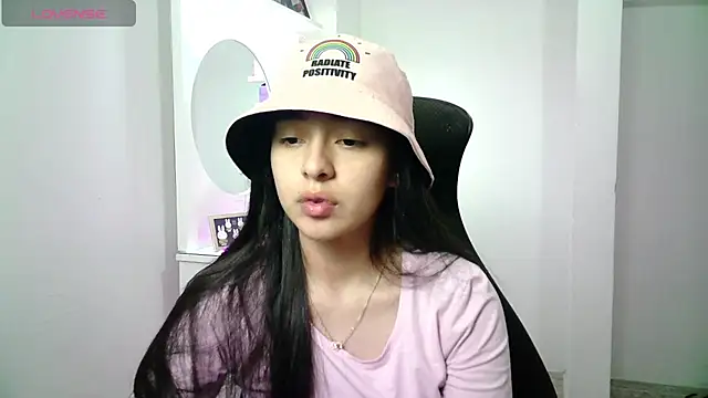 aineangeel online show from 06/09/26, 12:33