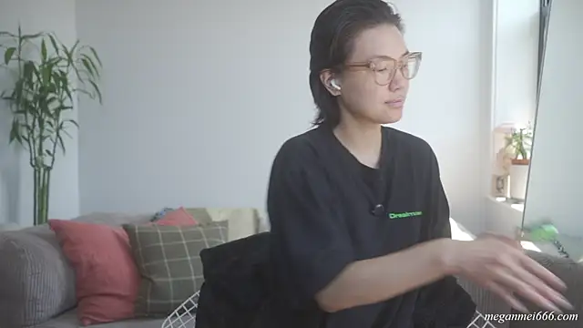 meganmei666 online show from 07/26/26, 04:25