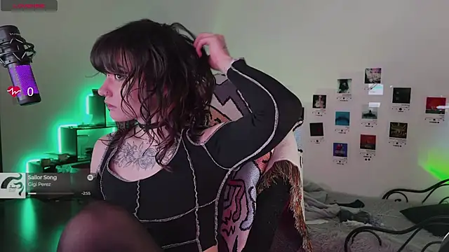 deadlysweet online show from 11/09/25, 12:20