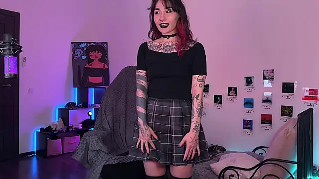 deadlysweet online show from 06/14/26, 07:05