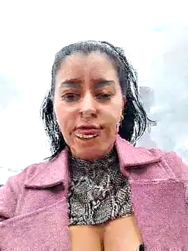 Snapshot of Emily_Wane chatting on 10/03/25, 03:53 Emily Wane online show from 10/03/25, 03:53