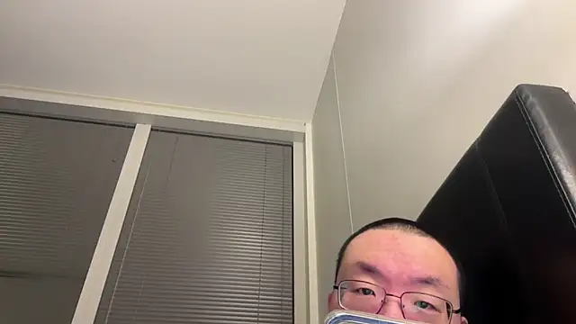 Snapshot of slaveasianboy chatting on 03/05/25, 07:38 slaveasianboy online show from 03/05/25, 07:38