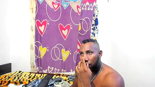 Snapshot of 1mateobigcook chatting on 09/27/25, 07:30 1mateobigcook online show from 09/27/25, 07:30