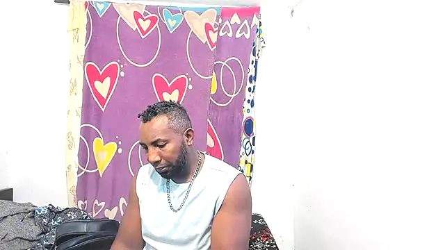 Snapshot of 1mateobigcook chatting on 10/23/25, 01:21 1mateobigcook online show from 10/23/25, 01:21