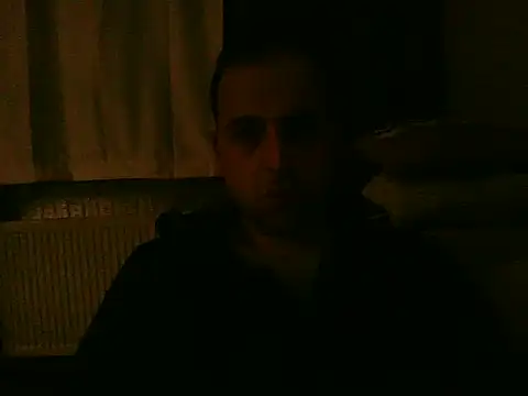Snapshot of Yldrmm_9553 chatting on 02/27/26, 09:37 Yldrmm 9553 online show from 02/27/26, 09:37