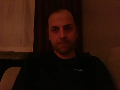 Snapshot of Yldrmm_9553 chatting on 03/29/26, 09:26 Yldrmm 9553 online show from 03/29/26, 09:26