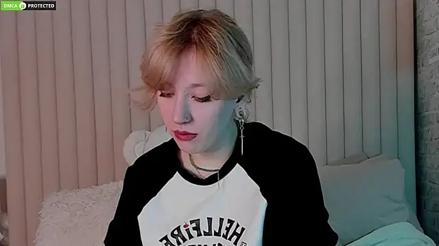 RachelCart online show from 11/18/25, 03:12