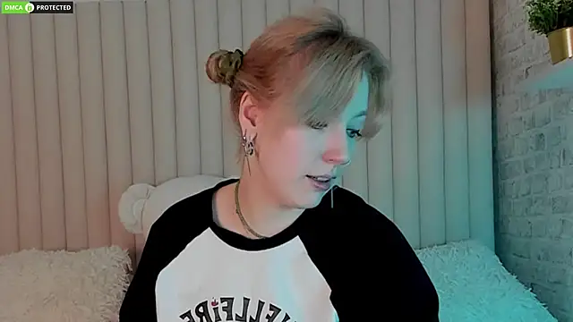 RachelCart online show from 11/25/25, 03:06