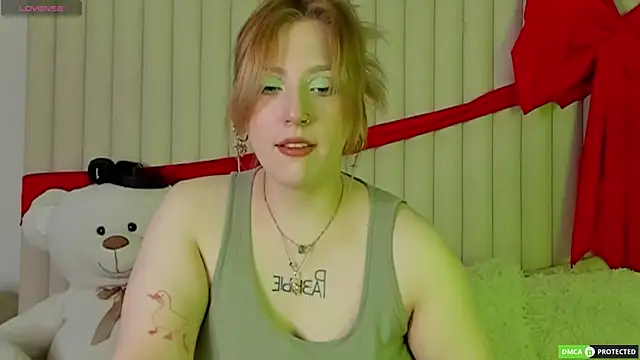 Snapshot of RachelCart chatting on 04/06/26, 03:15 RachelCart online show from 04/06/26, 03:15