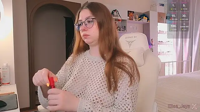 Snapshot of elisejays chatting on 10/05/25, 12:25 elisejays online show from 10/05/25, 12:25