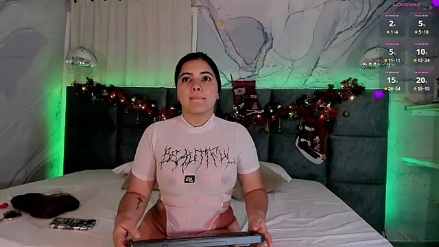 EVELIN MASON online show from 12/19/24, 08:13