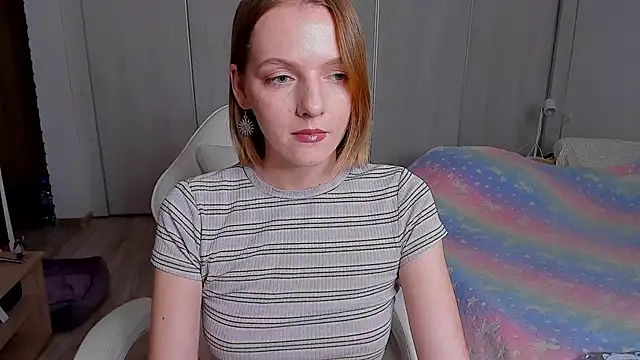 Snapshot of ice_pixie chatting on 02/10/26, 04:44 ice pixie online show from 02/10/26, 04:44