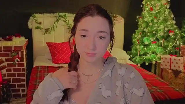 YasmineWest online show from 12/05/25, 09:51