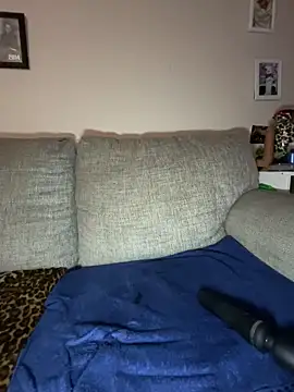 fatfabulous1981 online show from 11/21/25, 12:15