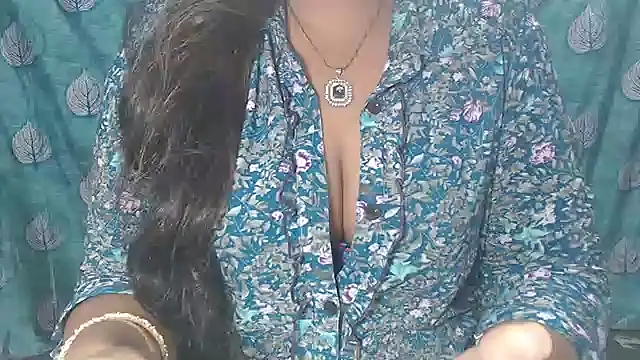Sophia your online show from 01/31/25, 04:14